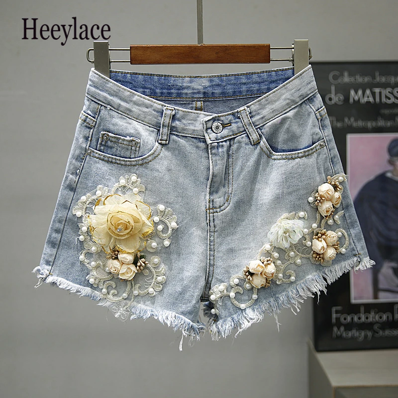 

Embroidery Tassel Denim Shorts 2019 New 3D Floral High Waist Jeans Short Femme Frayed Hole Shorts Women Plus Size Summer Shorts