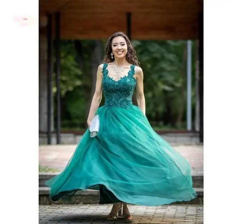 

Emerald Green Tulle Prom Dresses 2019 Sweetheart Appliques Beaded Stunning Evening Gowns A-Line Backless Graduation prom gown
