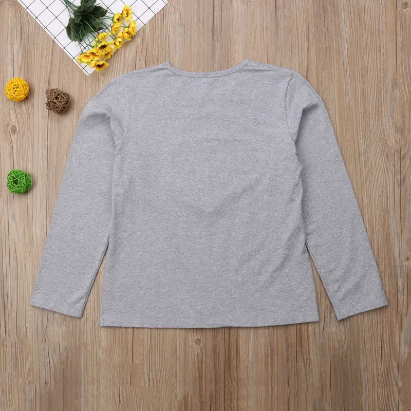 Одинаковая одежда для семьи хлопковая футболка с длинными рукавами и сердечками для мамы и дочки Топы
