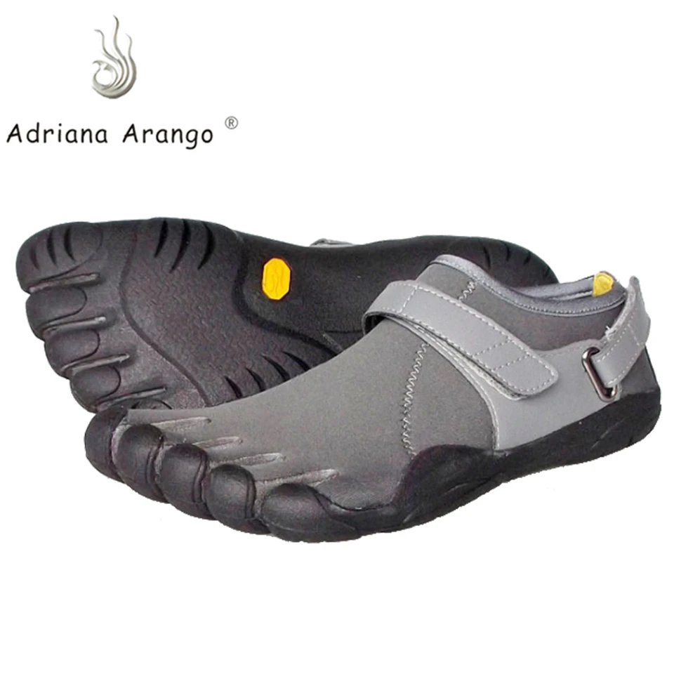 finger shoes running
