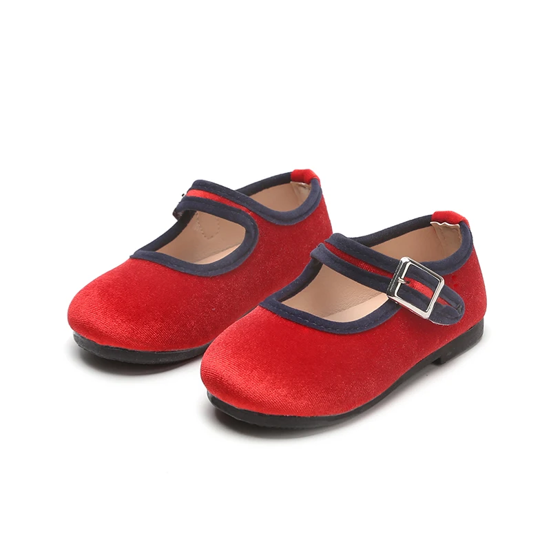 

Children Casual Shoes 2018 New Girls Velvet Shoes Fashion Soft Kids School Shoe Buckle Toddler Baby Flats 1 2 3 4 years