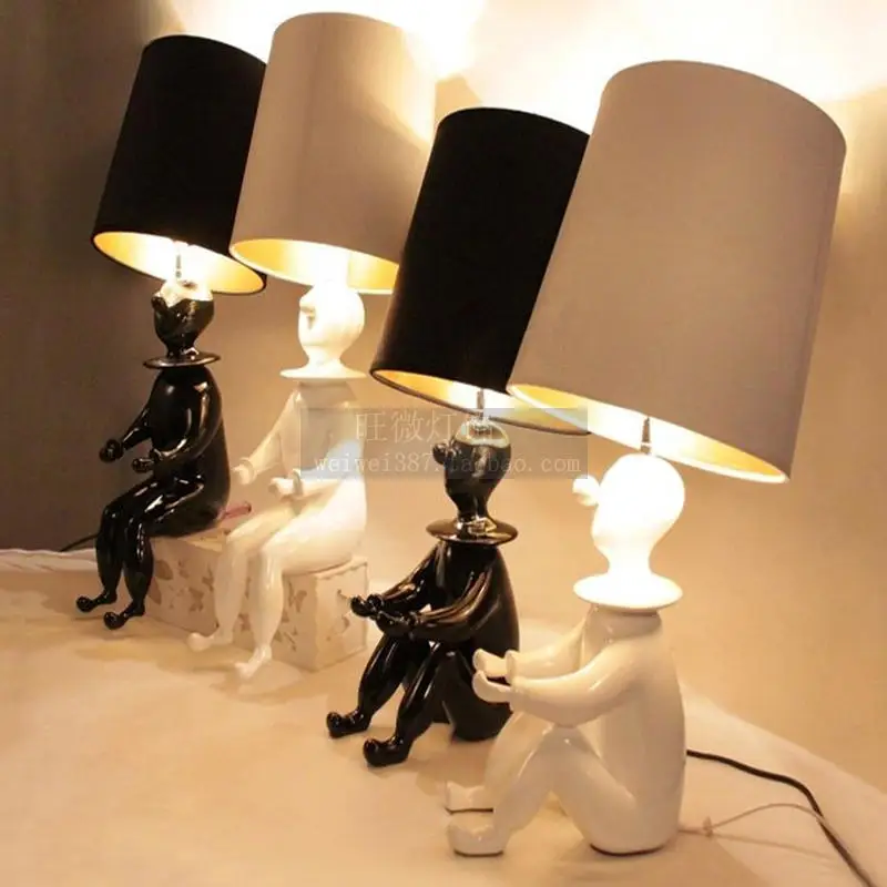 

European simple personality cute clown doll fashion creative villain table lamp bedside study bedroom living room lamp ZH
