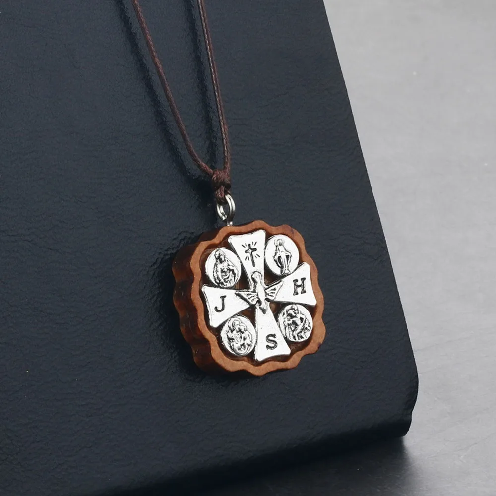 

Metal St. Joseph Handmade Rope Chains Religious St. Christopher Cross Wooden Pendant Necklace Jewelry for Men Women colar NC164