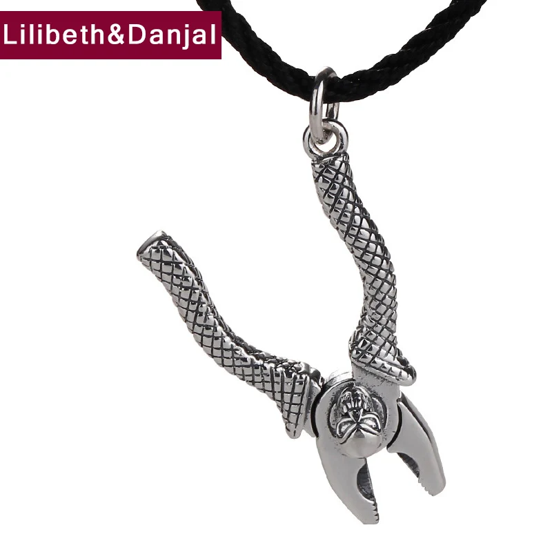 

2019 Creative Tool Skull Tiger Pliers Smooth Pendant 100% Real 925 Sterling Silver Men Women Necklace Pendants 925 Jewelry P010