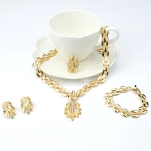 New Fashion Dubai Bridal Party Jewelry Accessories Luxury Crystal Charm Necklace Pendant Earrings Italian Wedding Jewelry Sets