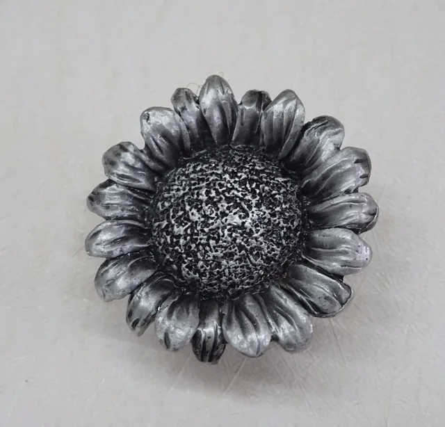 New Arrival Sun Flower Drawer Handles Kitchen Cabinet Door Pull New Arrival Sun Flower Drawer Handles Kitchen Cabinet Door Pull Handle Furniture Hardware