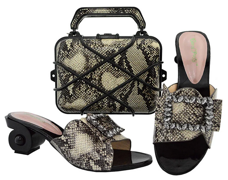 Italian African Shoe And Bag Set For Party In Women Grey