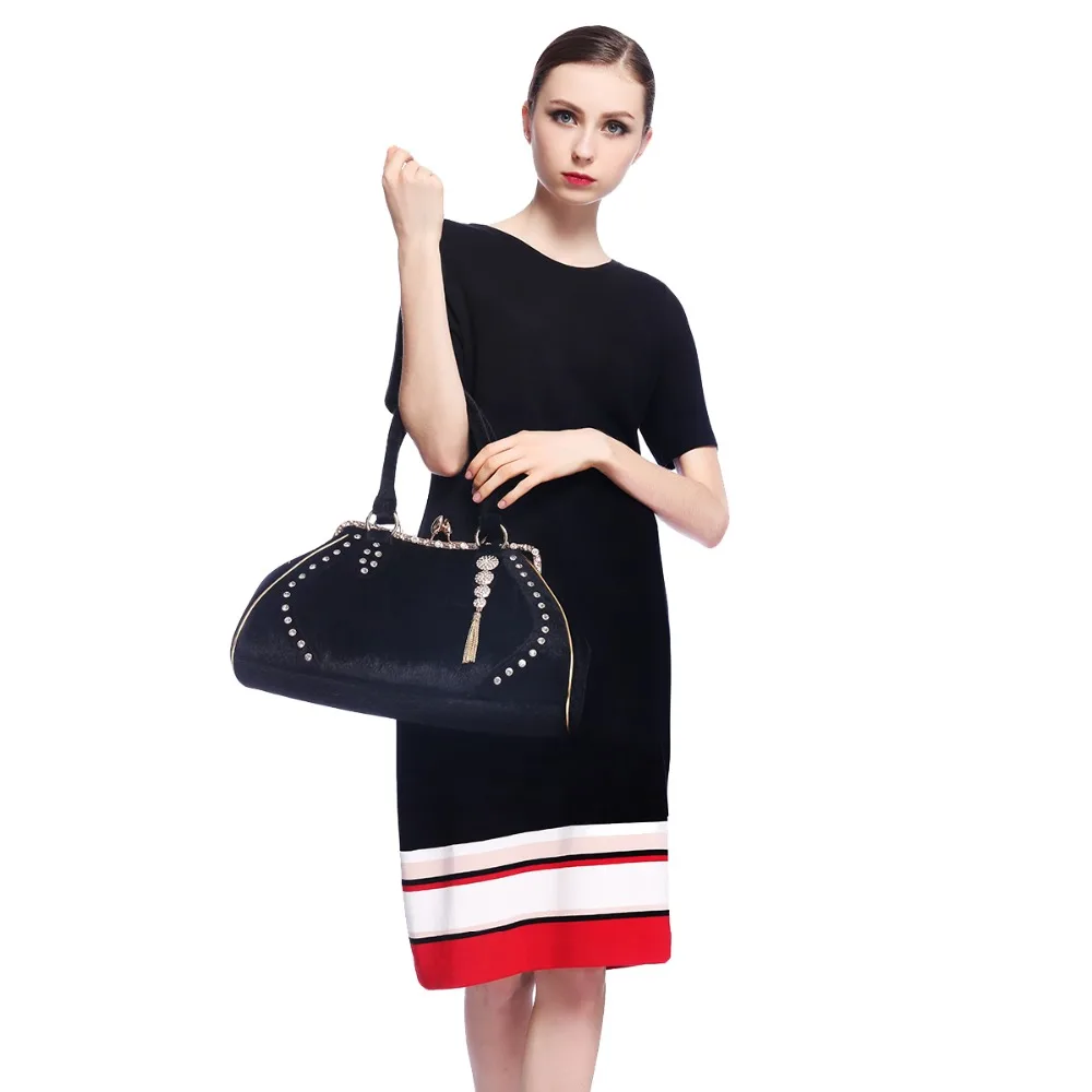 E82013-Fawziya-handbag display-Black (1)
