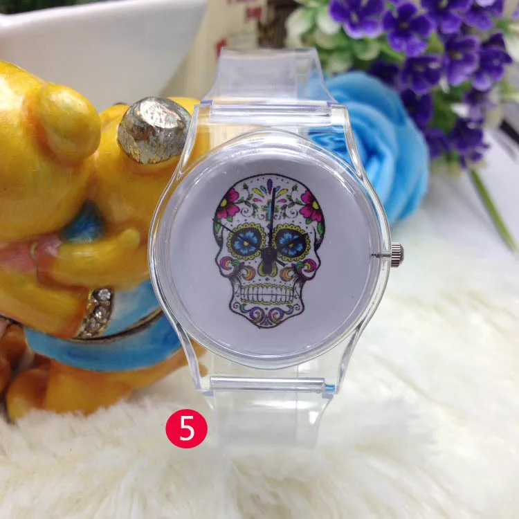 

Fashion Kids Watches Colorful Skull Dial And Simple Numbers Scale Watch Children Watch Boy Girl Watch reloj niño reloj infantil