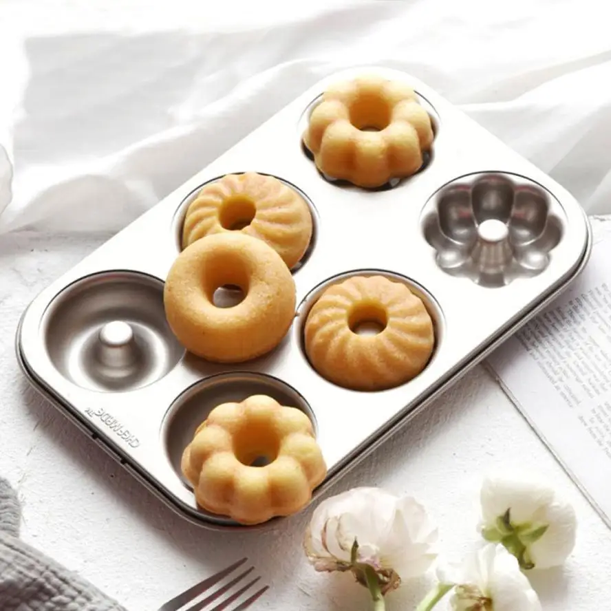

Classic Nonstick Donut Cookie Bakeware Mold Carbon Steel Cake Fluted Baking Pan Tool