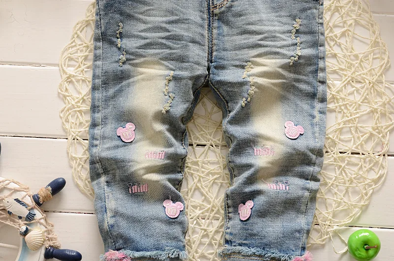 Повседневные весенне-осенние потертые джинсы из денима с рисунком мышки для маленьких девочек длинные штаны детские брюки S4750