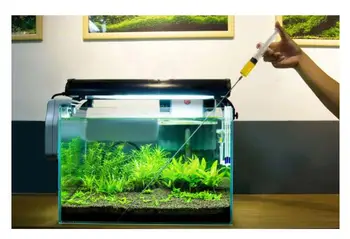 

Fish tank fertilizer syringe.Fish tank fertiliLiquid fertilizer, liquid fertilizer injection, fertilizer applicator bed,