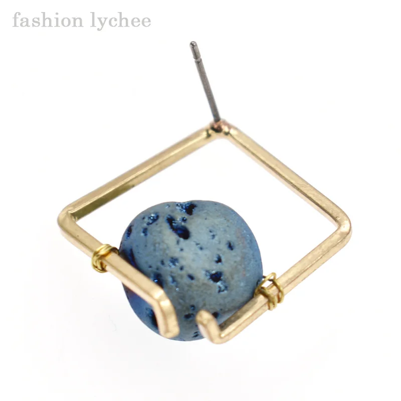 Модные серьги пусеты lychee из натурального камня геометрические с простым