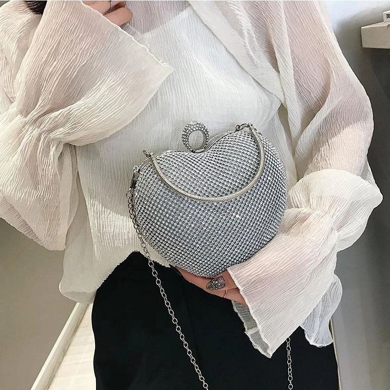 Heart Shape Women Clutch Bag Luxury Full Diamond Wedding Handbags Purse Finger Ring Day Clutches Small Handle Chain Shoulder Bag