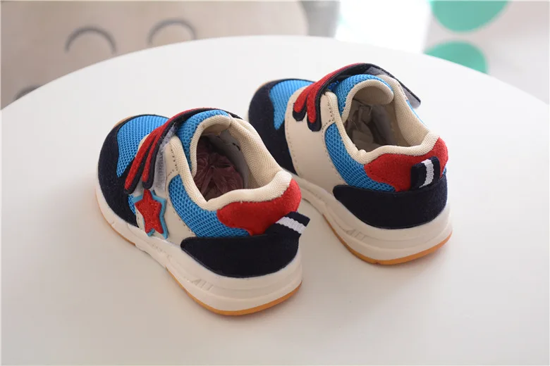 Наивысшего качества модные детские повседневные спортивные туфли обувь для бега для девочек и мальчиков Нескользящие дышащие детские кроссовки для новорожденных