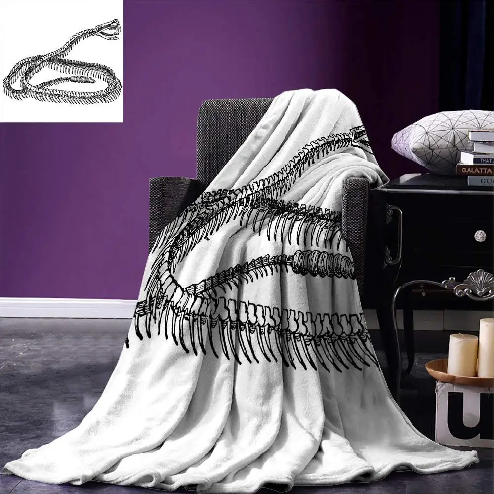 Reptile Throw Blanket Black and White Reptile Skeleton Illustration