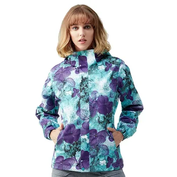 

TECTOP Outdoor Women Winter 3 in 1 Skiing Hiking Jackets Female Windproof Thermal Polar Fleece Inner Two-piece Camouflage Coats