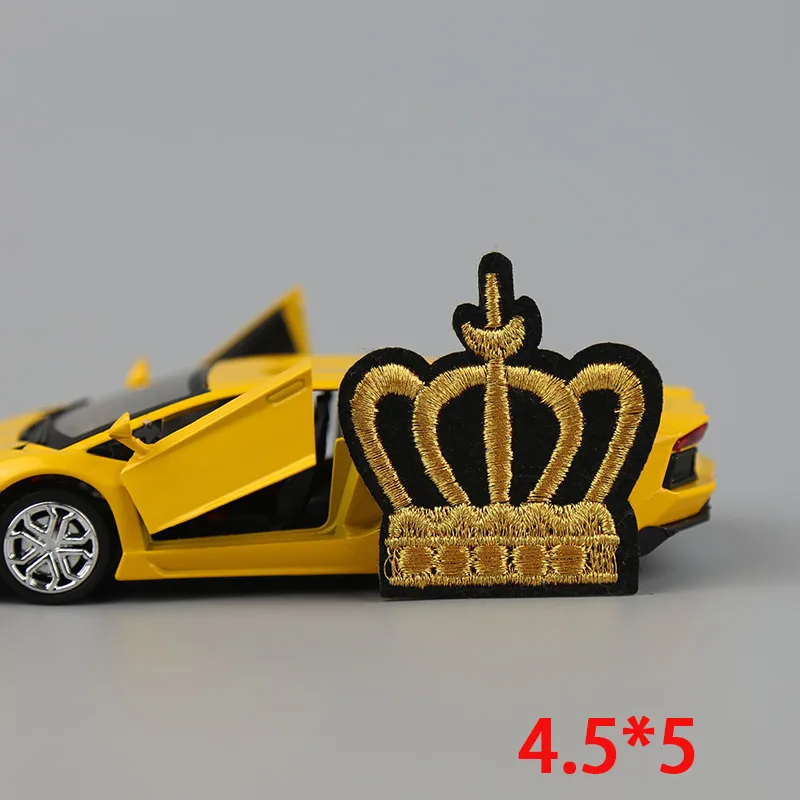 

Hot sale 1PC Golden crown Iron On Embroidered Patch For Cloth Cartoon Badge patch Garment Appliques DIY Accessory