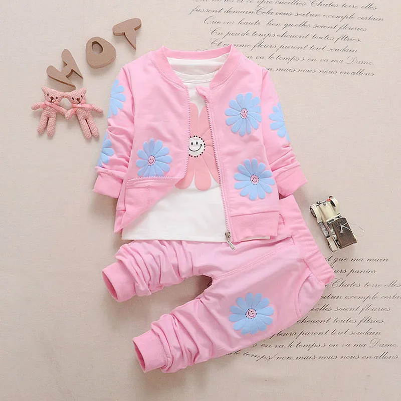 

2019 Fashion Baby clothing sets children cartoon Flower Spring and Autumn cotton suit 3 pcs set baby girls set