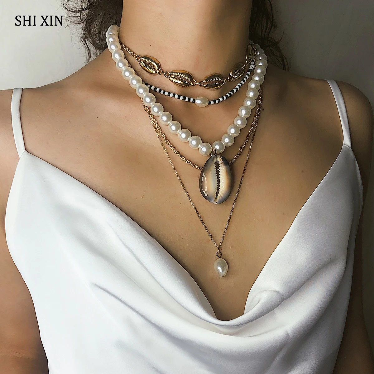 Women Necklace Natural Stone Shell Pendant Jewelry Beads Chain Conch Choker D
