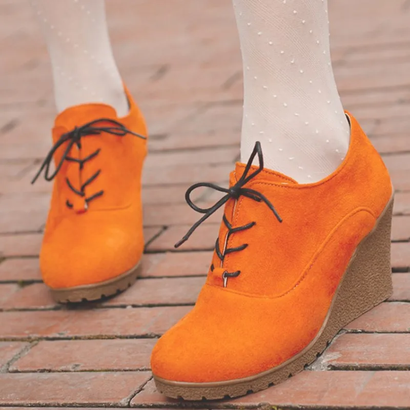 Новые женские ботинки на танкетке; Модные ботильоны из флока на платформе и высоком каблуке; женская обувь на высоком каблуке со шнуровкой; сезон весна-осень - Цвет: Оранжевый