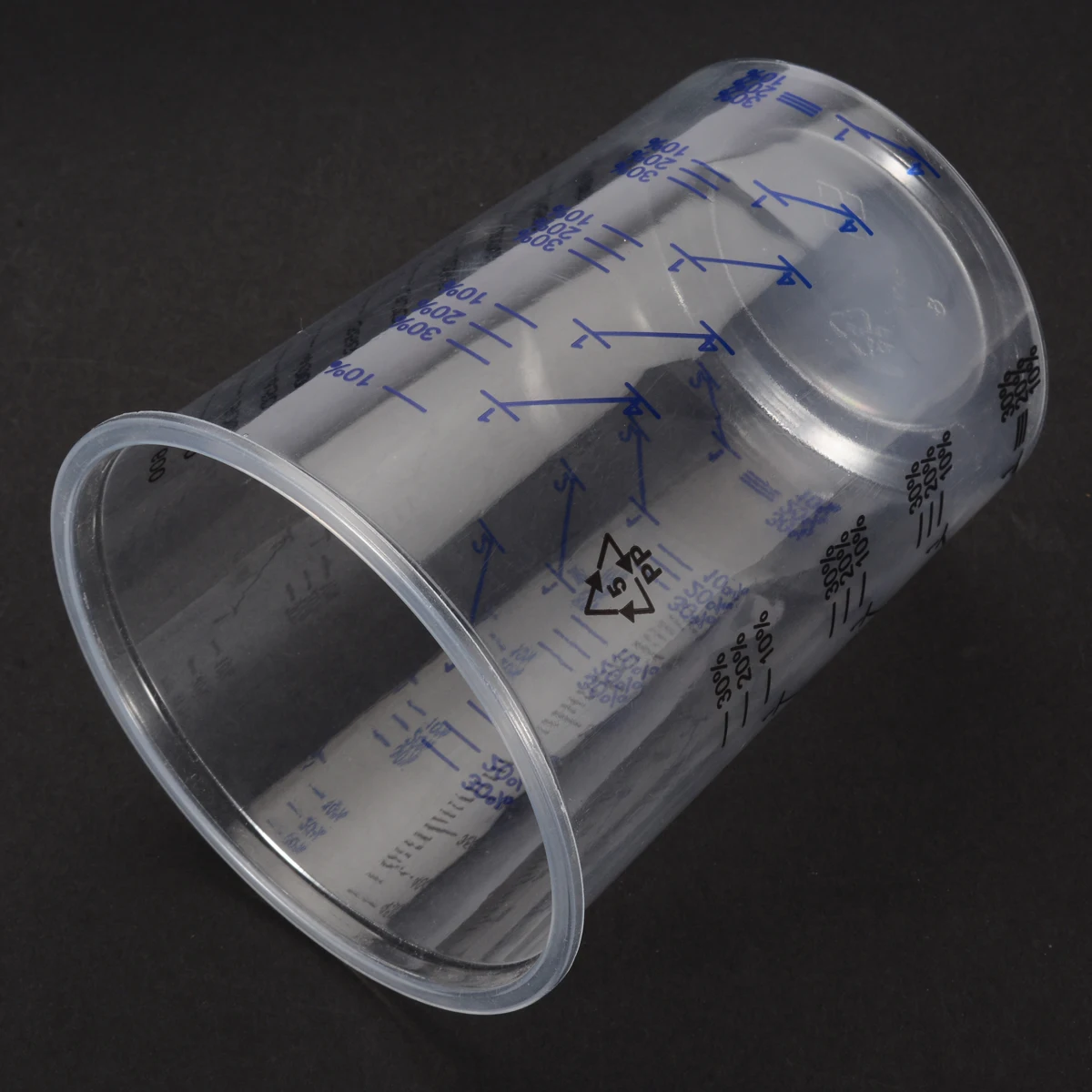 Portable 1Pcs 600ML Plastic Paint Mixing Cups Mixing Pots Paint Mixing Calibrated Cup with Scale Practical Tool Parts