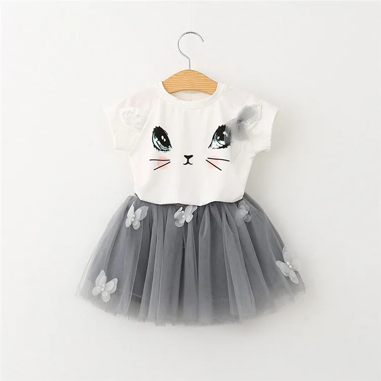 Terno das Crianças para as Meninas Meninas de Verão T shirt de Manga Conjunto de Roupas Saias Moda Curta 2 Pcs Crianças 2018 Crianças Casuais Roupas 3 de Verão Saias Moda T-shirt de Manga