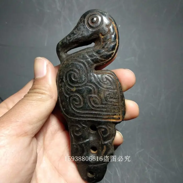 Китайская старинная коллекция Красной горной культуры Железный метеорит резной Орел кулон