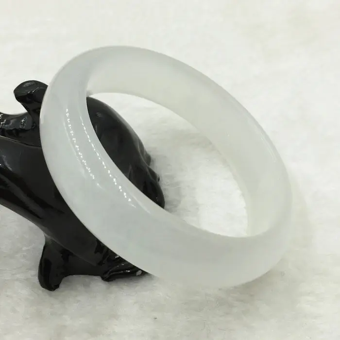 

0280 Chinese Natural Beautiful Emerald White Nephrite Jade Bangle Bracelet