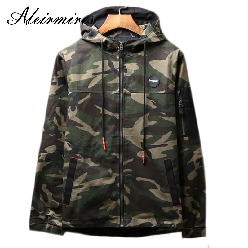 

Hip Hop Men Hooded Camouflage Jacket With Letters Printed At Back New 2018 Mens Skateboarder Jacket Camo Pattern Hiphop