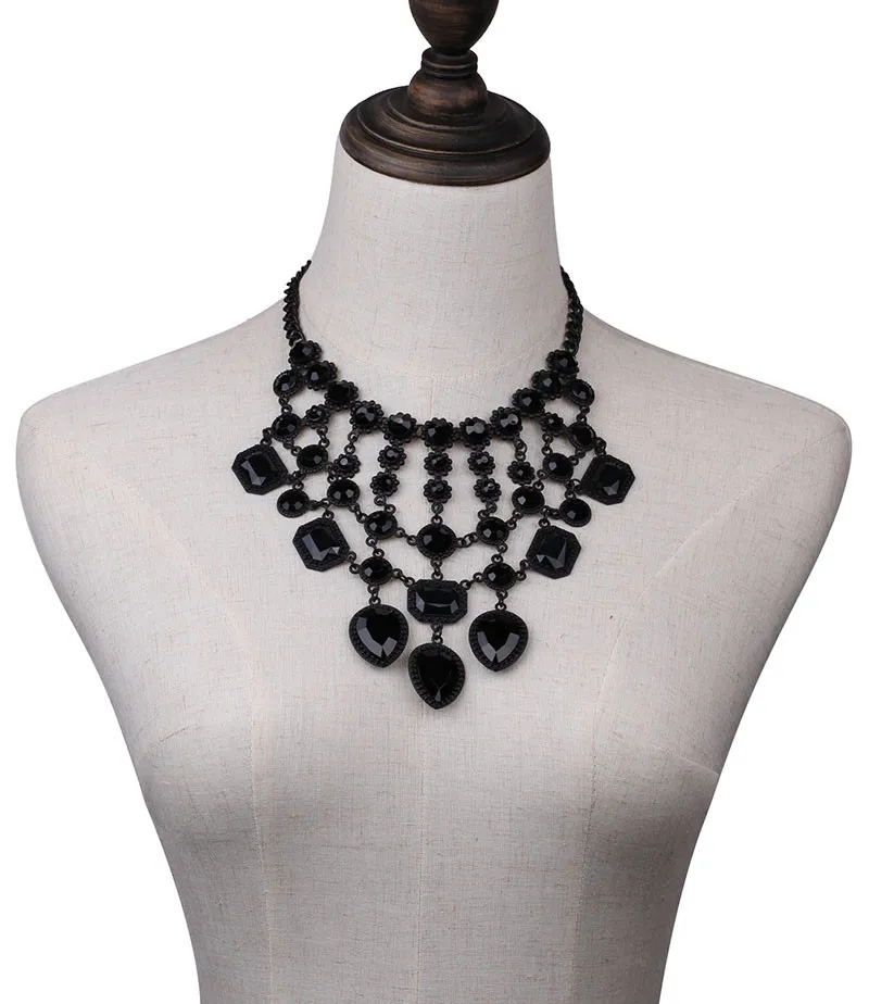 2016 Z design wholesale fashion necklace Europe costume chunky crystal choker tassel bib pendantNecklace statement jewelryNHJJ0156