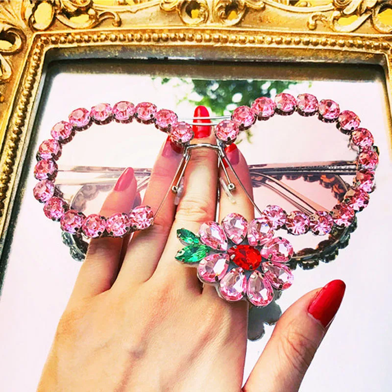 

2018 New Fashion Design Sunglasses Women round Sunglasses Luxury Rhinestone Pink Mirror Sunglasses Summer Beach Glasses Gift