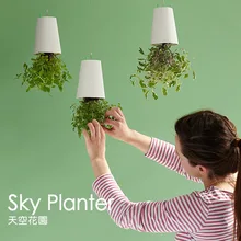 Sky Planter Garden Upside Down Type Air Flower Pot Plastic Hanging Pots