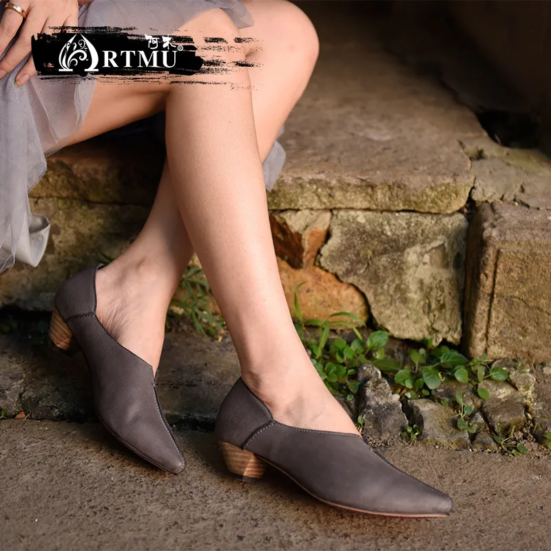 

Artmu Original Low Heels Women Shoes New European and American Retro Genuine Leather Handmade Pointed Toe Pumps 1051