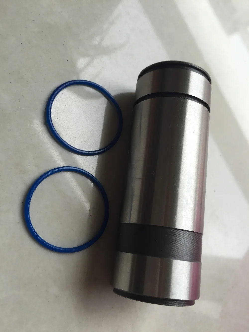 High quality free shipping Tool Cylinder 248209 248-209 for Tool Airless paint sprayer Pump.Ultra 695 795 3900 aftermarket for kawasaki jet ski stx 15f ultra 250x 260x 300x 300x 310r 260lx 300lx 310lx lx oil pump china 92057 3713