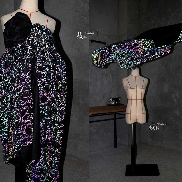 Меняющая цвет Лазерная Светоотражающая функциональная растрескивающаяся дизайнерская ткань для лоскутного Базена riche getzner tissus telas por metros