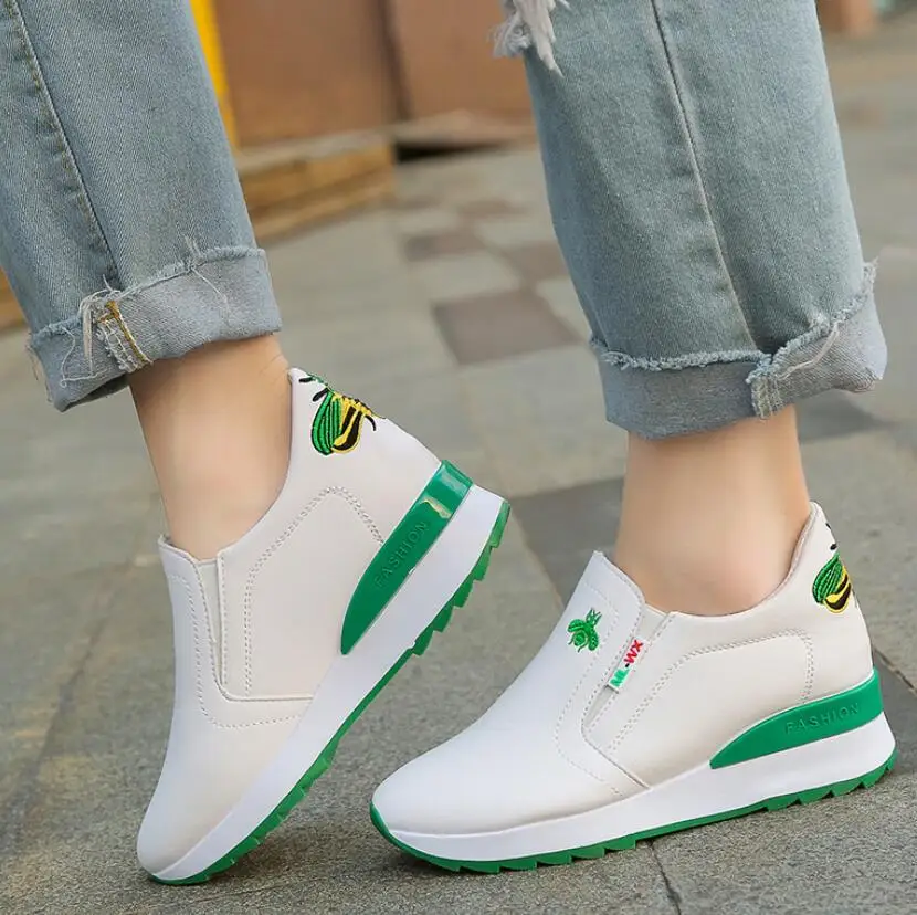 

Increase height women shoes leather embroidered shoes woman New fashion rivet platform wedge heels casual Elastic band shoes 155