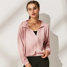 Полиэстер спортивная куртка для женщин Йога молния с длинным рукавом женское спортивное пальто Фитнес Женская Толстовка Спортивная женская одежда