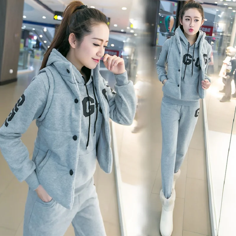 

New Fashion 2019 Autumn and winter women suit women's tracksuits casual set with a hood fleece sweatshirt three pieces set