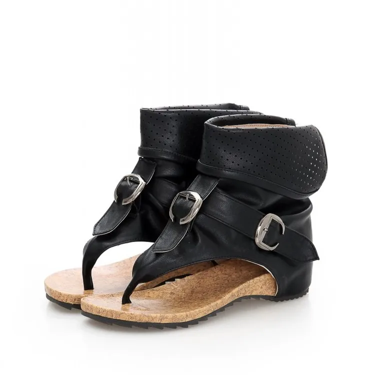 Высококачественные римские сандалии; классные ботинки на плоской подошве с открытым носком; коллекция года; модные женские летние ботинки; ботильоны с пряжкой - Цвет: Черный