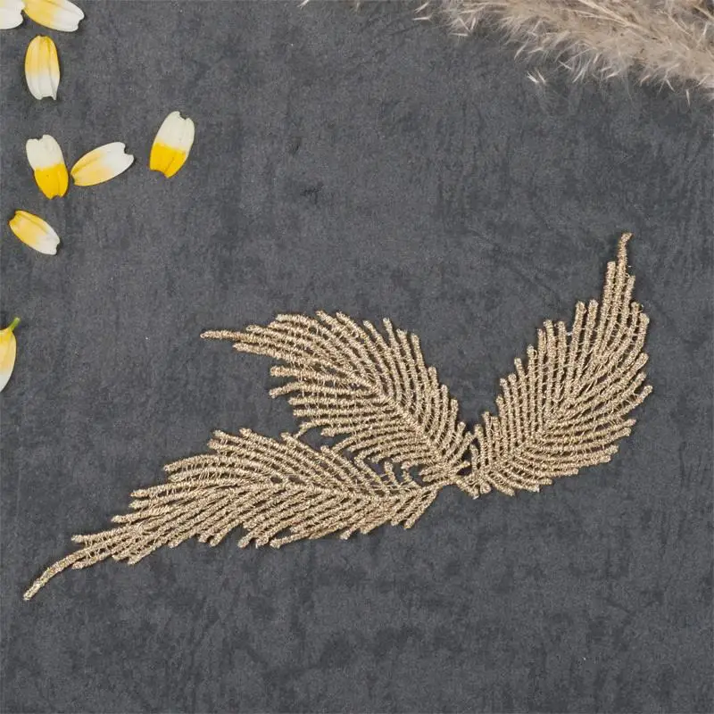 

1PC 7.5x6cm Gold/Silver Leaves Lace Applique Headwear Flower Lady Motif Venise Lace Trim Wedding Dress Garment Accessories