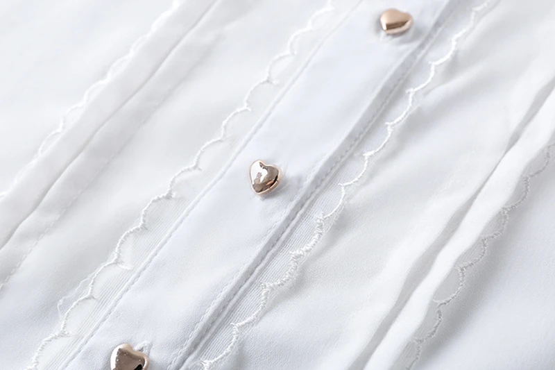 Блузка Лолита белая Милая женская летняя шифоновая кружевная рубашка с сердечками и пуговицами Топы