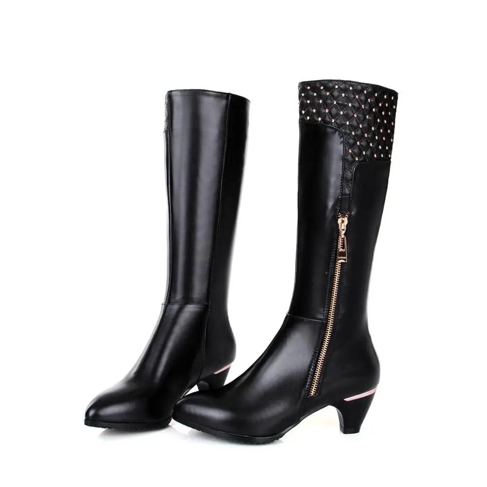 

The latest models with women's boots waterproof and velvet fashion popular pointed winter boots