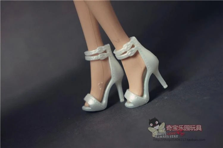 wholesale heels by the case