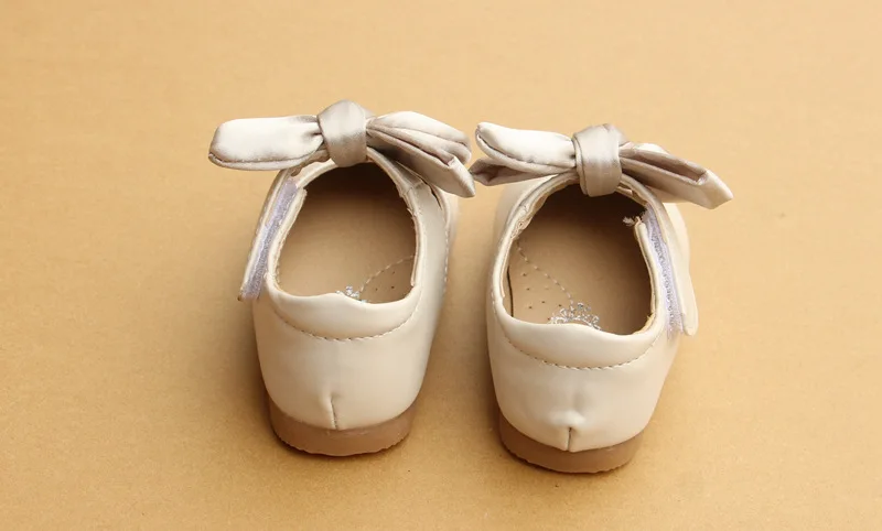 Г. Новая Осенняя детская обувь для маленьких девочек с ленточным галстуком Праздничная обувь принцессы на мягкой подошве для маленьких девочек розовые туфли для малышей
