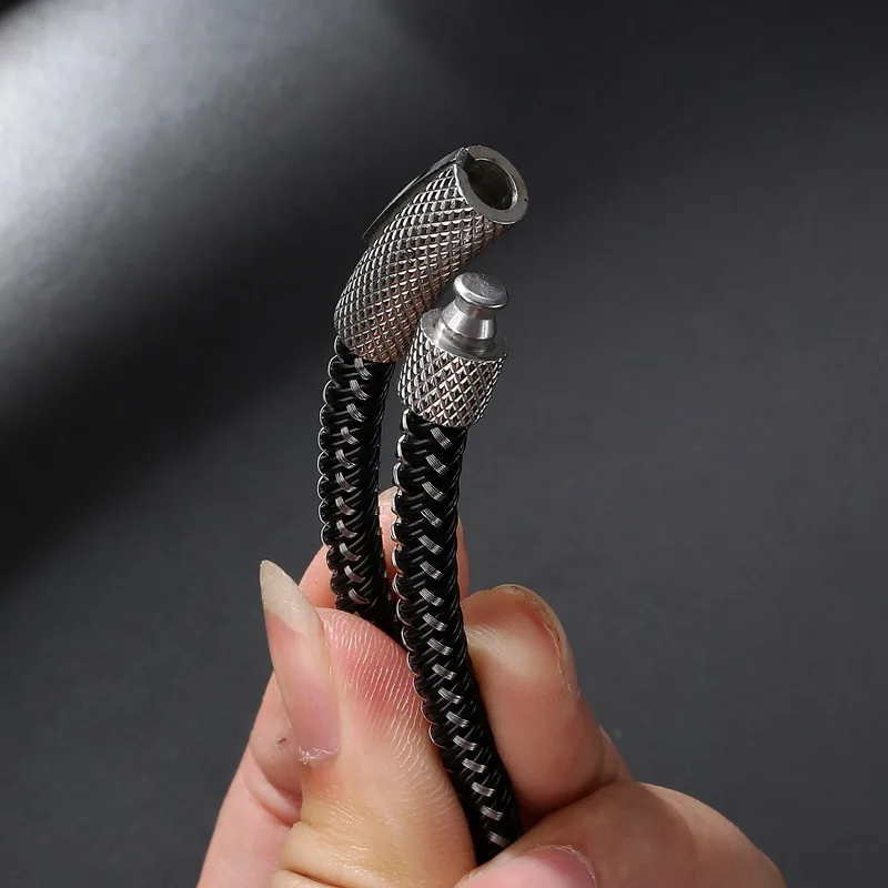 4420084739_1887647444