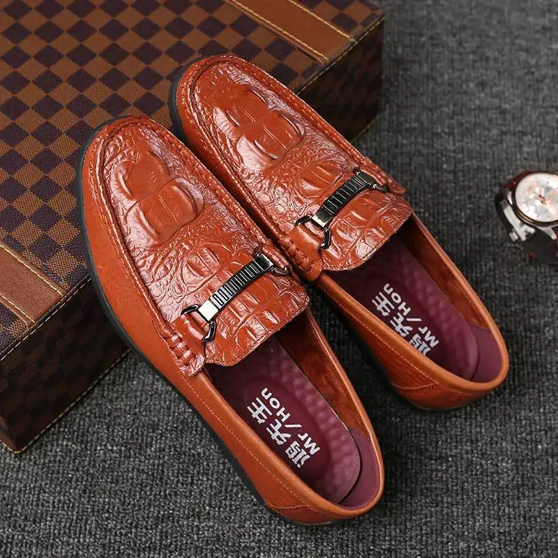 brown Couro Crocodilo Black Genuínos outono Respirável Homem Casuais Sobre Fresco Da De Homens 2018 Mocassins Primavera Sapatos Europeu Deslizar Os Apartamentos Lazer w0CWqv1