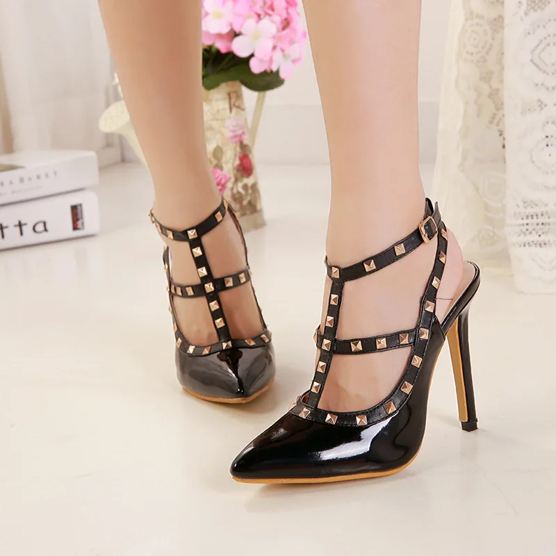 

2018 summer new two belt + square rivet pointed stiletto fashion Roman style women's sandals