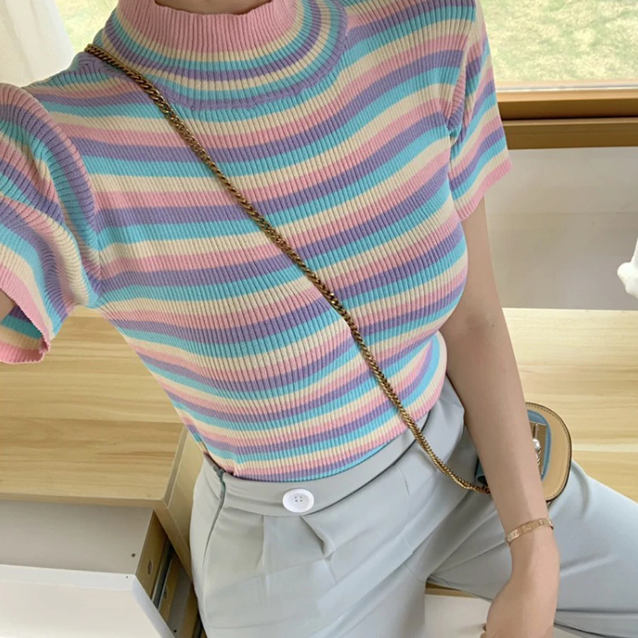 

2019 New Summer Korean Version Rainbow Stripe T-Shirt Round Neck Slim Fashion Shirt Woman Knit Short Sleeve Sweet Tees Girls