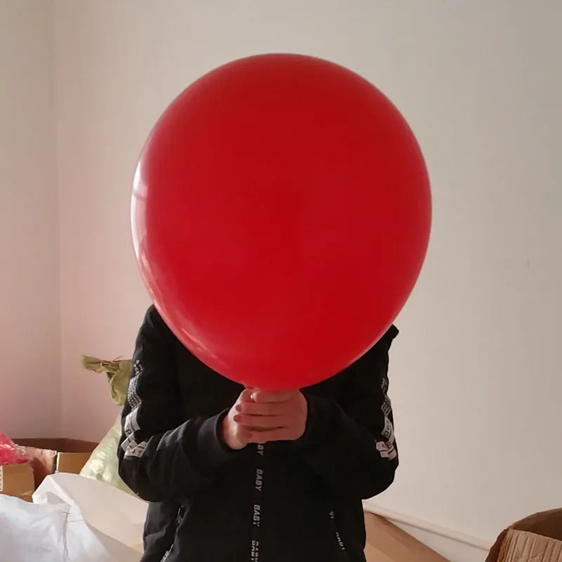 Огромный надувной шар